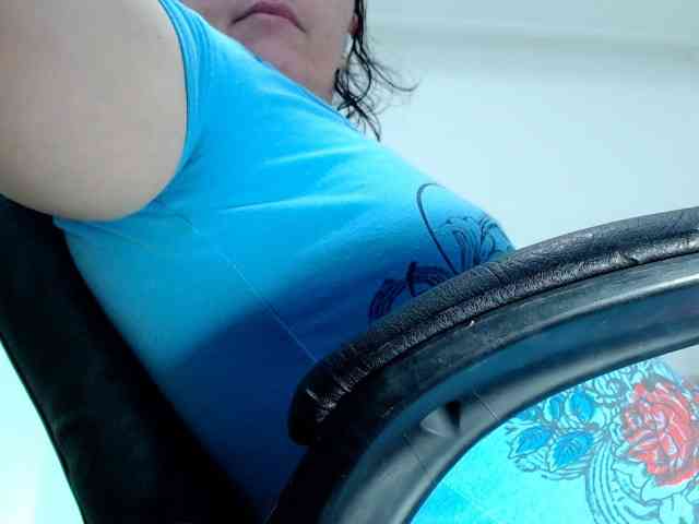 victoria-jones webcam