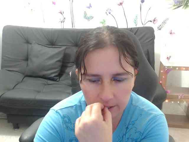 victoria-jones webcam