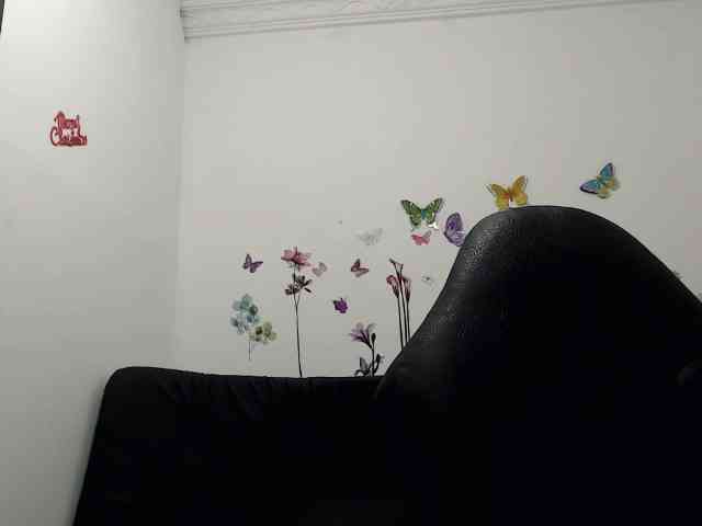 victoria-jones webcam