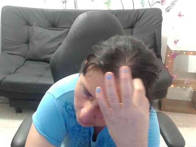 victoria-jones webcam
