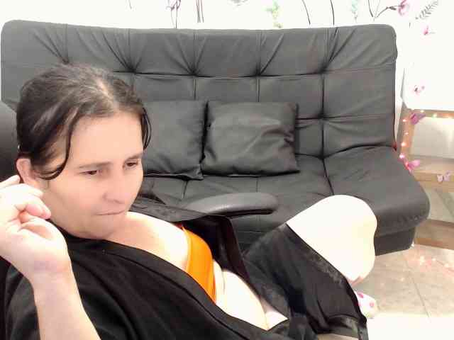 victoria-jones webcam