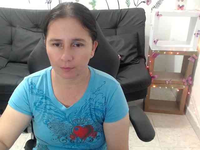 victoria-jones webcam