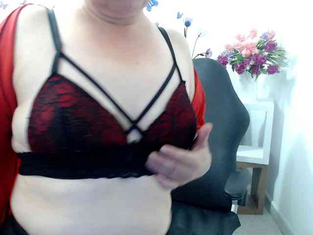 victoria-jones webcam