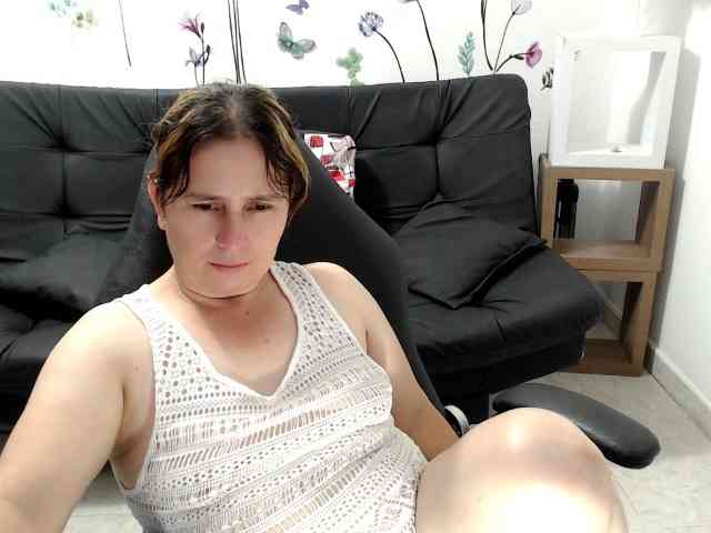 victoria-jones webcam