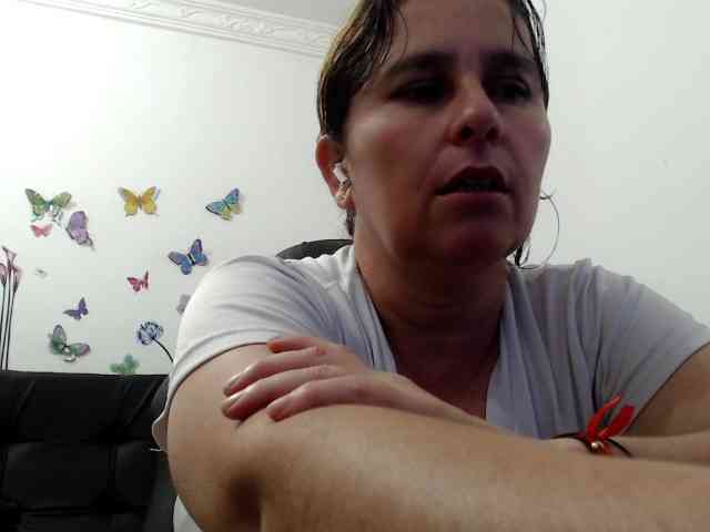victoria-jones webcam