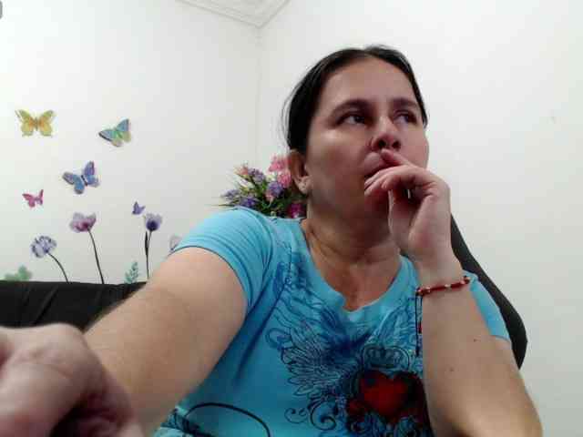 victoria-jones webcam