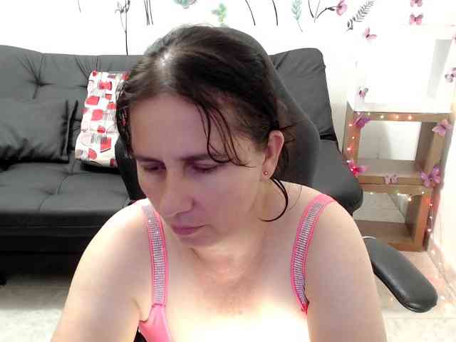 victoria-jones webcam