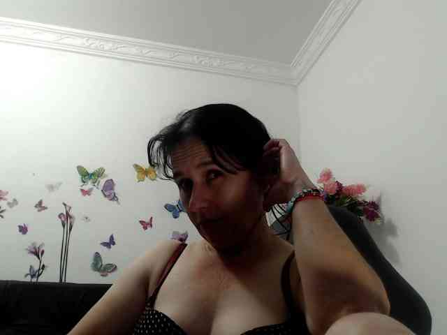 victoria-jones webcam