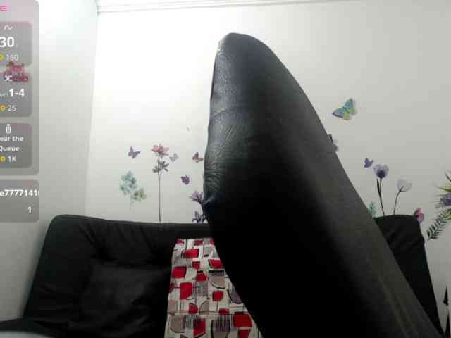 victoria-jones webcam