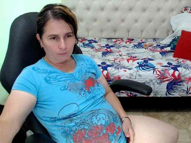 victoria-jones webcam