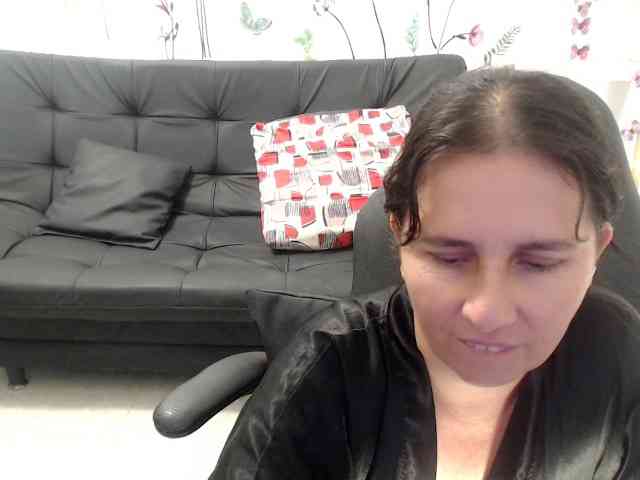 victoria-jones webcam