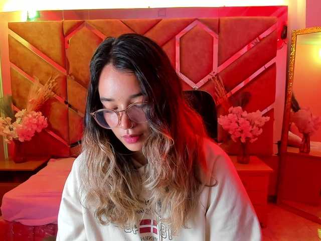 OliviaFox live cam on BongaCams