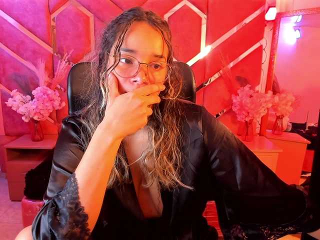 OliviaFox live cam on BongaCams