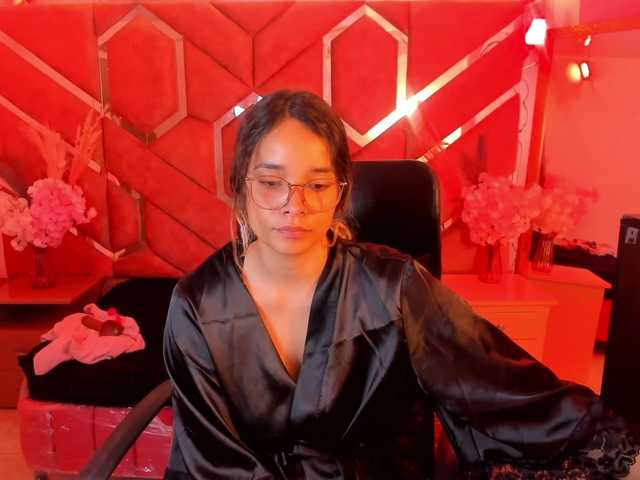 OliviaFox live cam on BongaCams