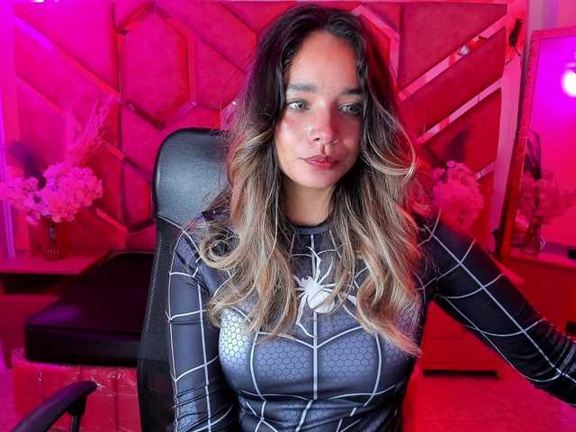 OliviaFox live cam on BongaCams