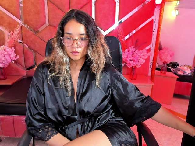 OliviaFox live cam on BongaCams