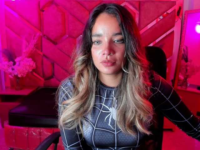 OliviaFox live cam on BongaCams