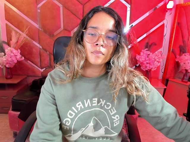 OliviaFox live cam on BongaCams