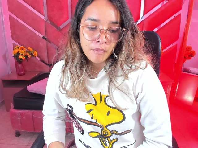 OliviaFox live cam on BongaCams