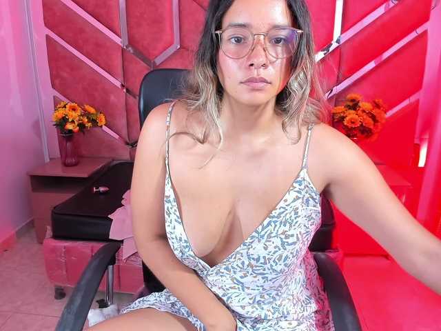 OliviaFox live cam on BongaCams