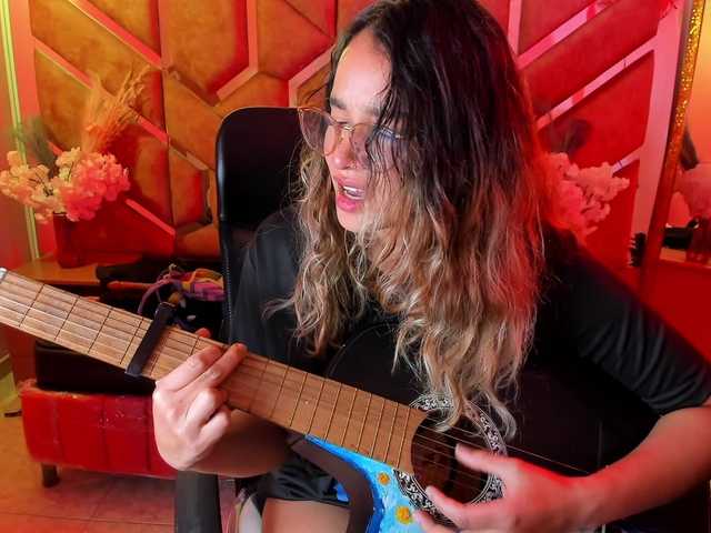 OliviaFox live cam on BongaCams