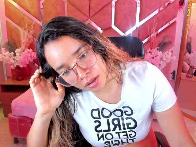OliviaFox webcam