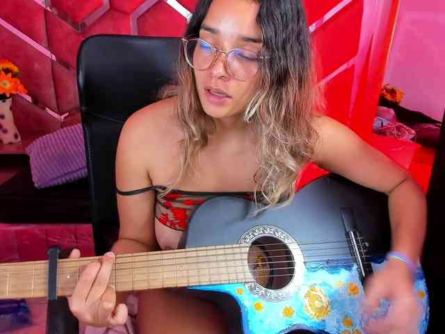 OliviaFox webcam