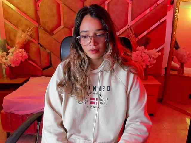 OliviaFox OliviaFox