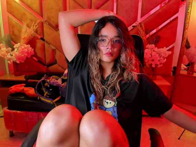 Modella: OliviaFox