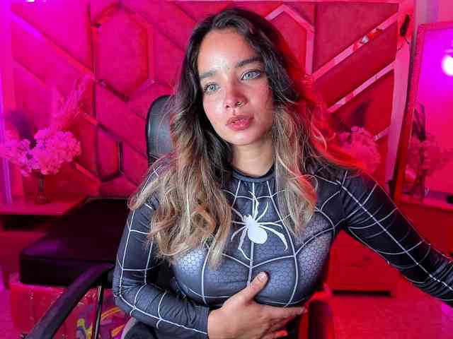 Modella: OliviaFox