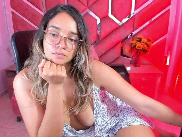 Modella: OliviaFox