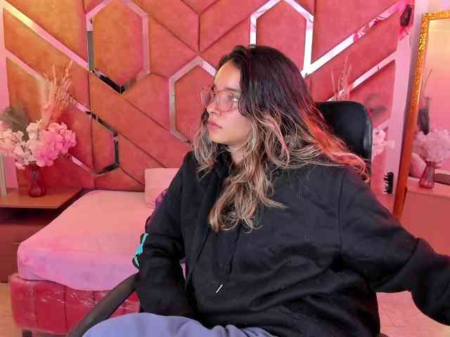 OliviaFox webcam