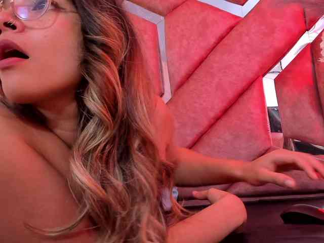 Modella: OliviaFox