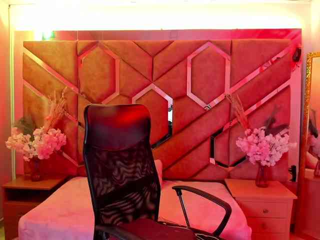 OliviaFox webcam