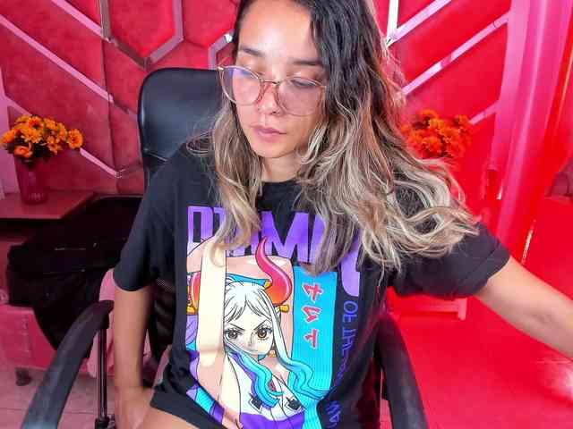 OliviaFox webcam