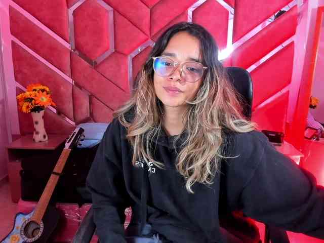 OliviaFox webcam