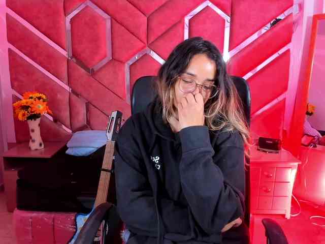 OliviaFox webcam