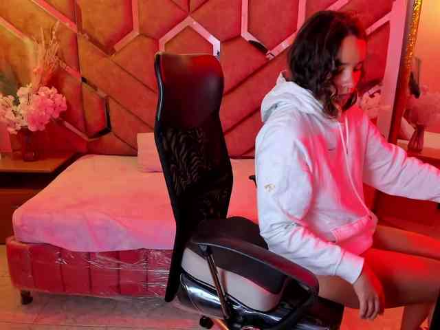 OliviaFox webcam