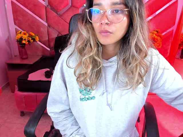 Modella: OliviaFox