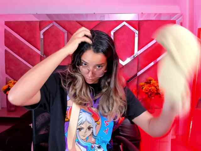 Modella: OliviaFox