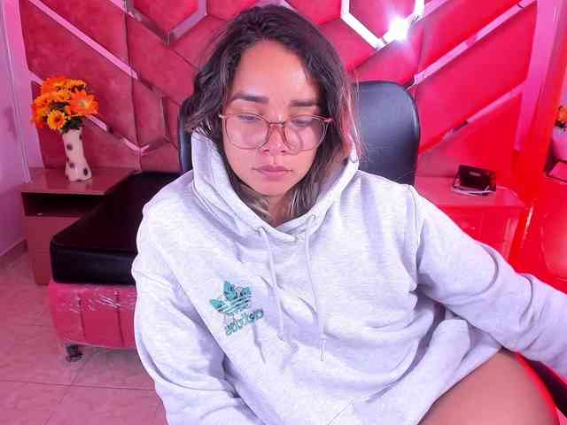 OliviaFox webcam