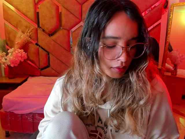 OliviaFox webcam