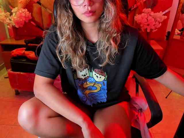 OliviaFox webcam