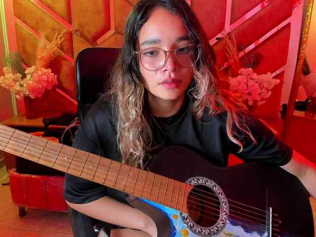 OliviaFox webcam