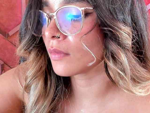 Modella: OliviaFox