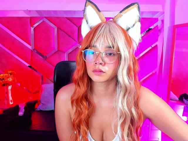 Modella: OliviaFox