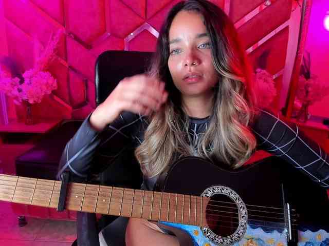 OliviaFox OliviaFox