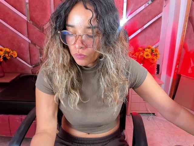 OliviaFox webcam