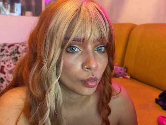 Modella: OliviaFox