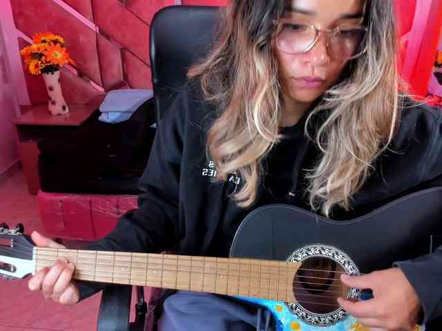 OliviaFox webcam